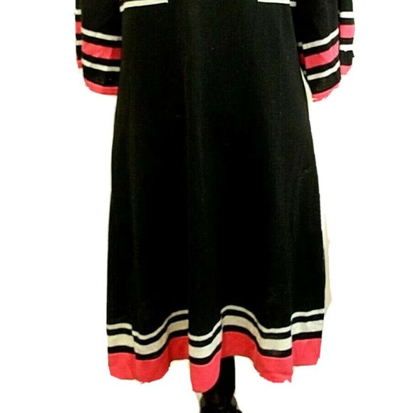 SANGRIA Black/White/Pink Geometric Knit Dress - Picture 2 of 9